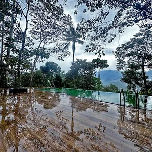 Hotel Viceroy Luxury Mountain And, Munnar