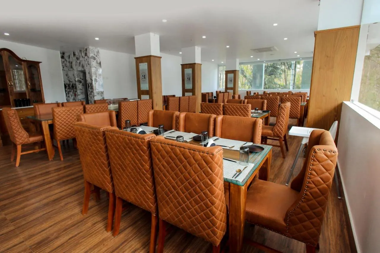 Hotel White House, Munnar