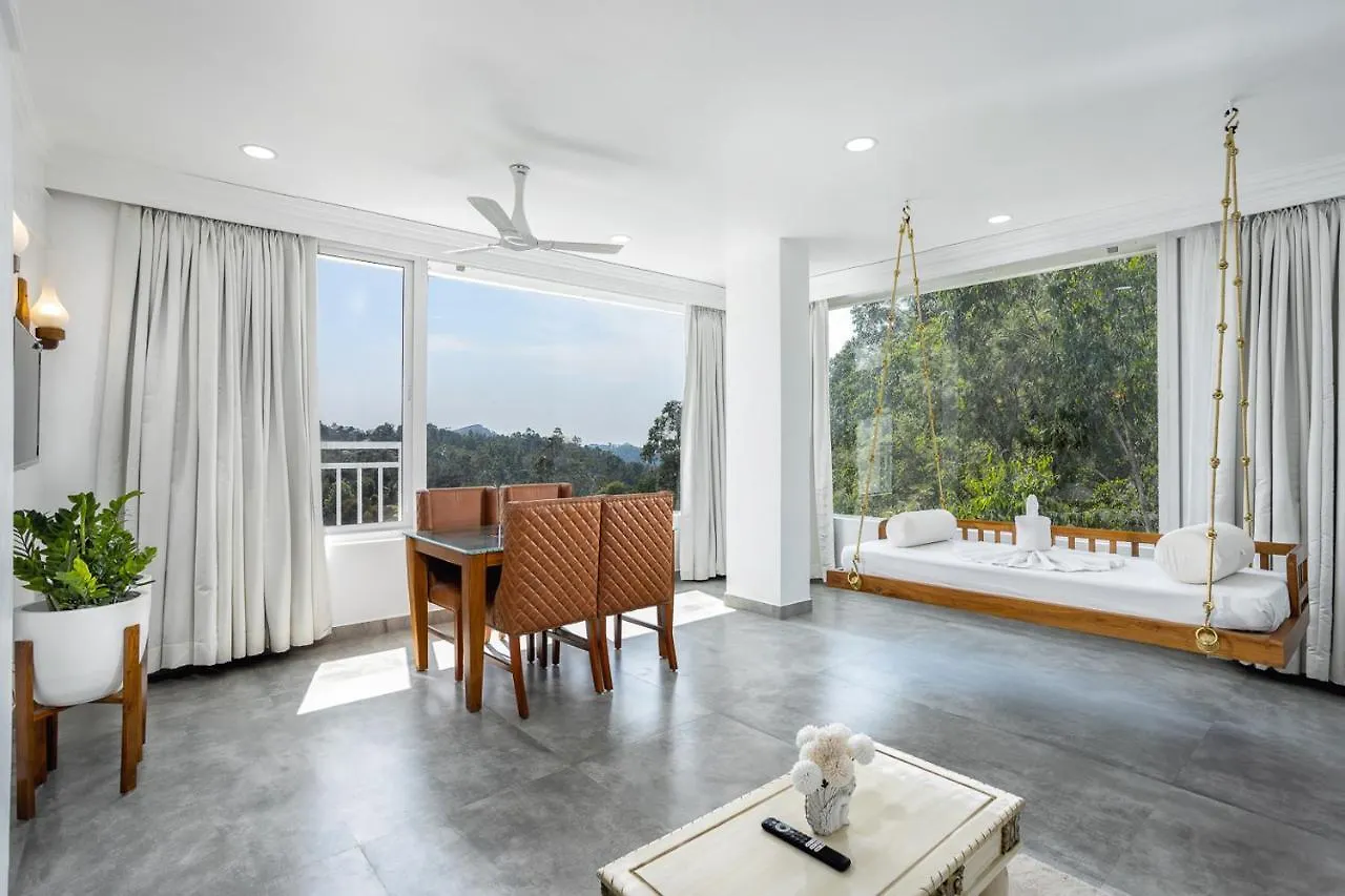 Hotel White House, מונאר אתר נופש