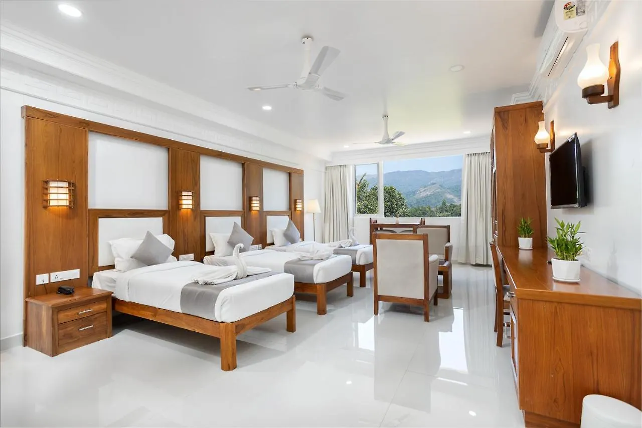 Hotel White House, מונאר אתר נופש