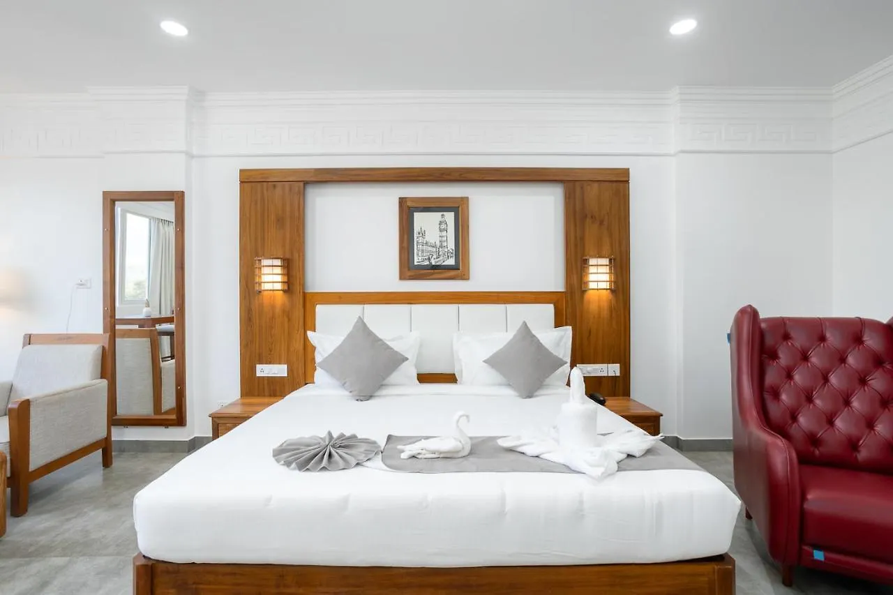 **** אתר נופש Hotel White House, מונאר הודו