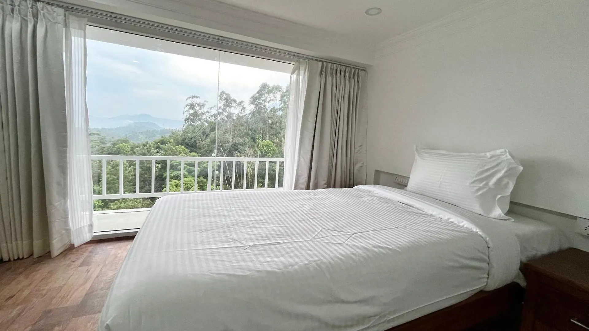 Resort Hotel White House, Munnar